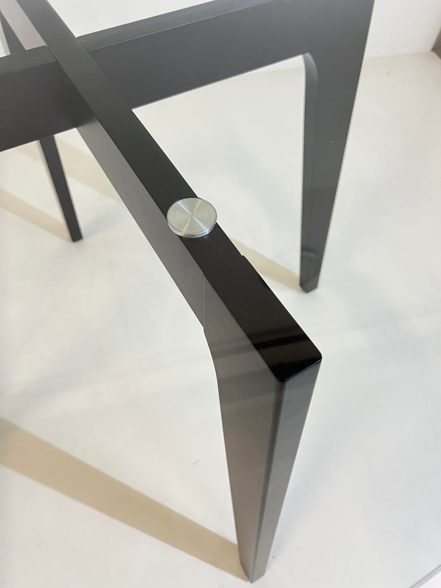 Charlie glass dining round table 32"
